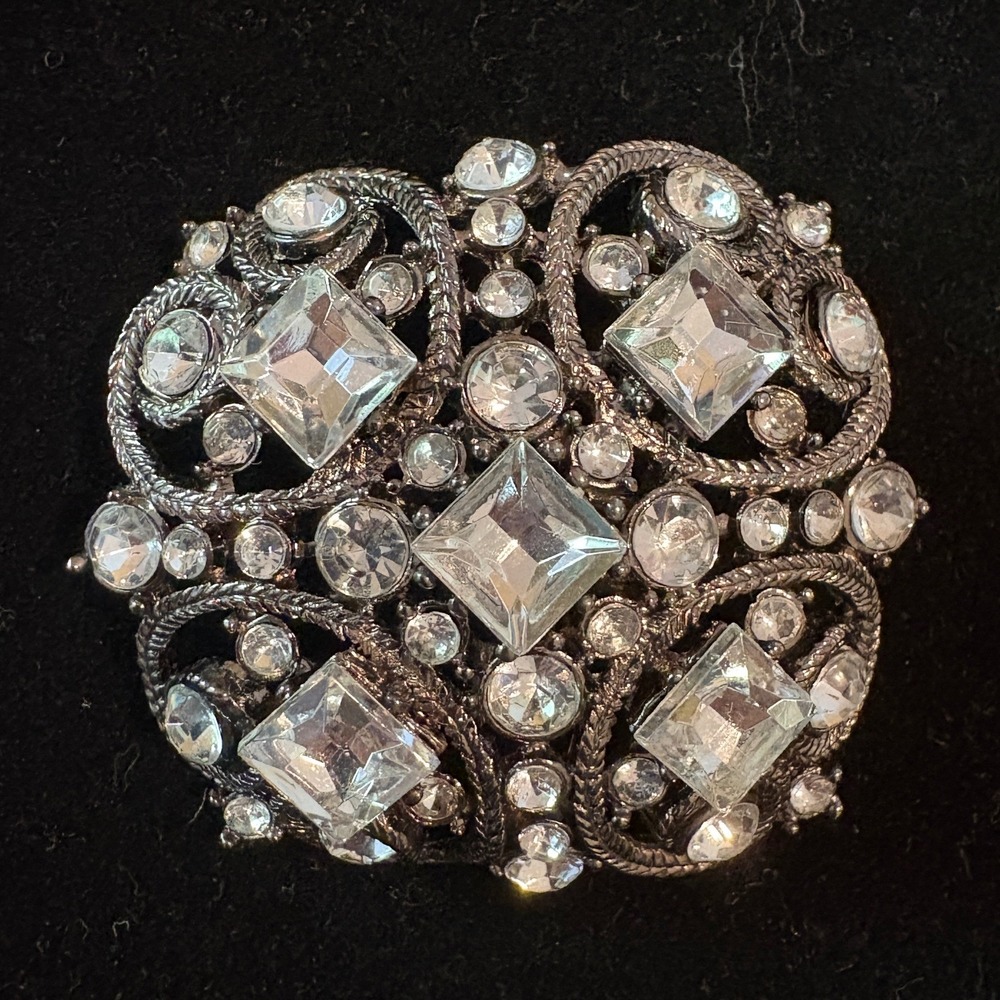 Vintage Style Filigree Rhinestone Crystal Brooch Pin Statement Silverâ tone